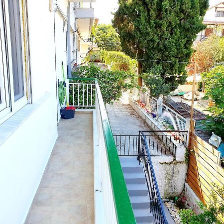 Cozy & Cool Apartment N1 30M From Sea Nea Kallikrateia المظهر الخارجي الصورة