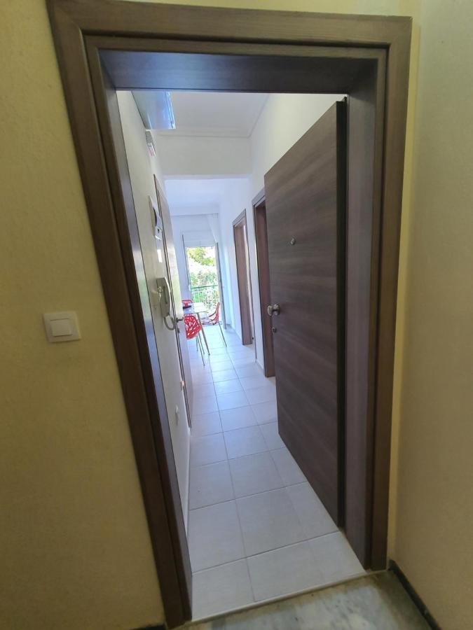 Cozy & Cool Apartment N1 30M From Sea Nea Kallikrateia المظهر الخارجي الصورة